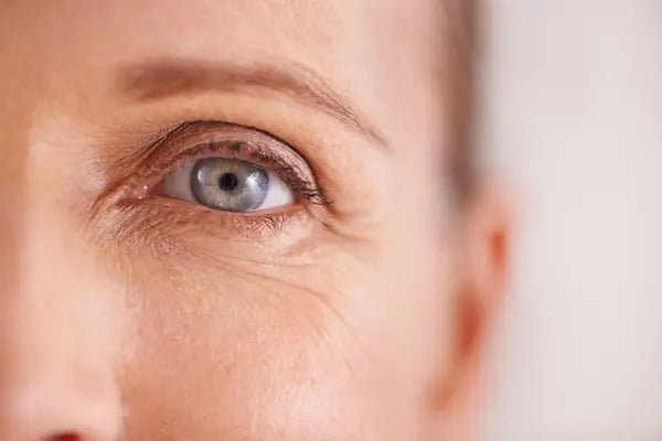 Wrinkle Smoothing Eye Cream with Squalane - Vitavelle Cosmetics USA